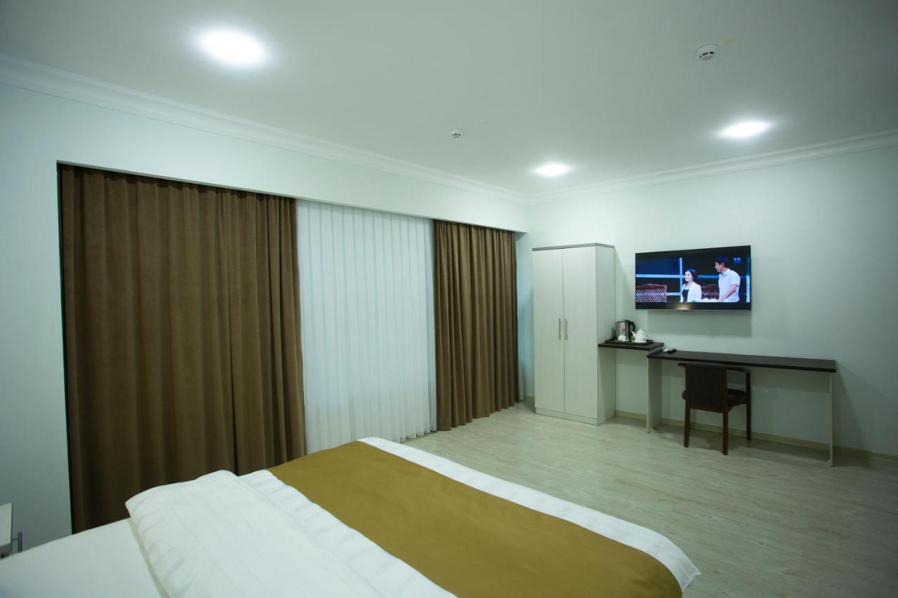 Viva Hotel Ташкент Экстерьер фото
